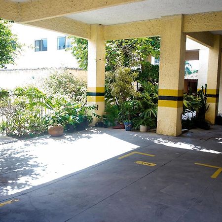 Lindo 2 Quartos Com Piscina E Ar Na Praia Do Forte 카보프리우 외부 사진